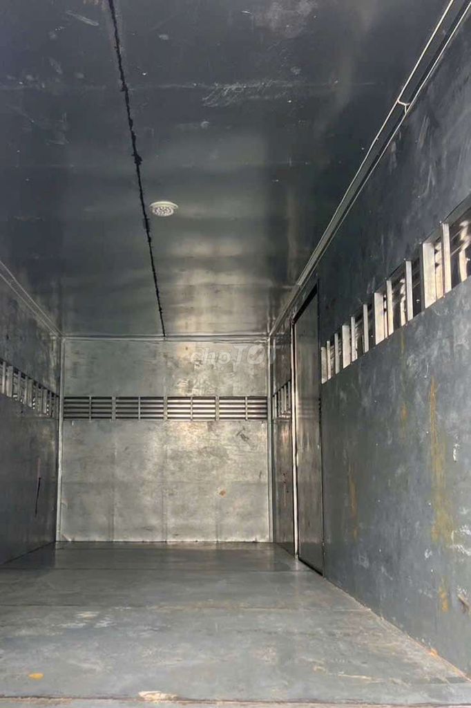 Bán gấp isuzu 2.3 tấn đời 2022 thùng kín 3m6. Mua bán Xe tải, xe ben tại Thành phố Thuận An Bình Dương được đăng bởi Hồ Xe Tải hình 5