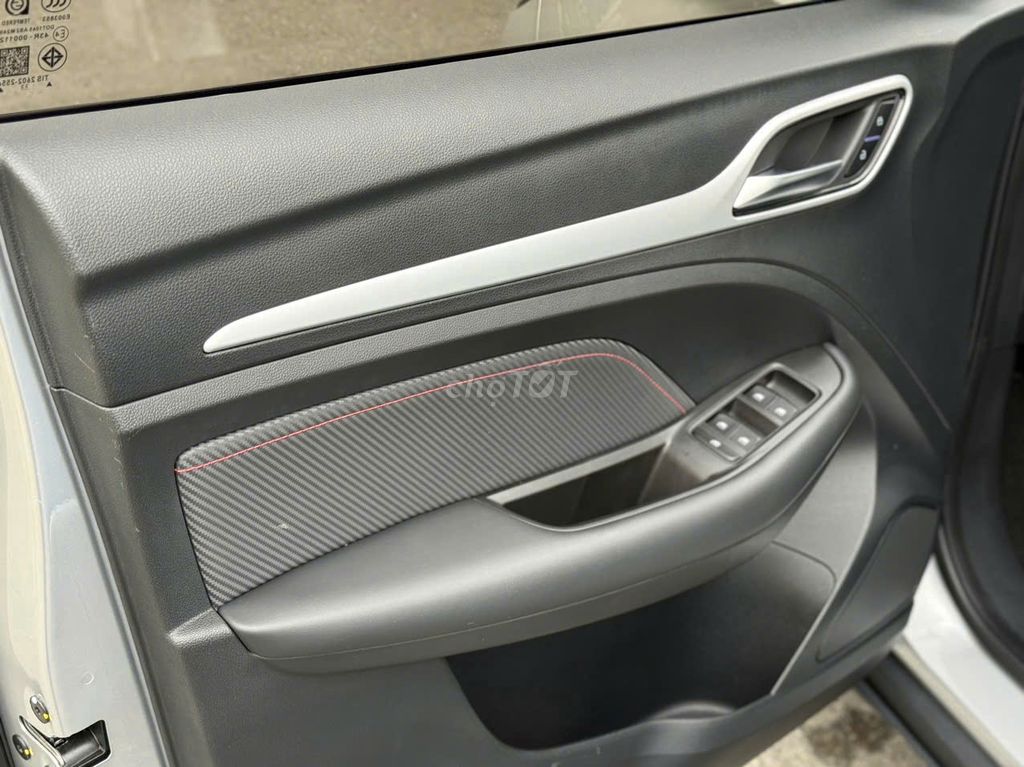 MG ZS 2023 COMFORT 1.5AT 9800 km Bạc. Mua bán Ô tô tại Thành phố Thủ Đức Tp Hồ Chí Minh được đăng bởi Công Phan Hữu Tuấn hình 15