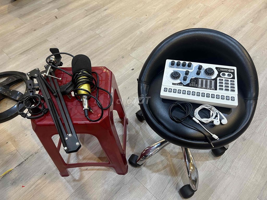 THANH LÝ BỘ MIC HÁT LIVE