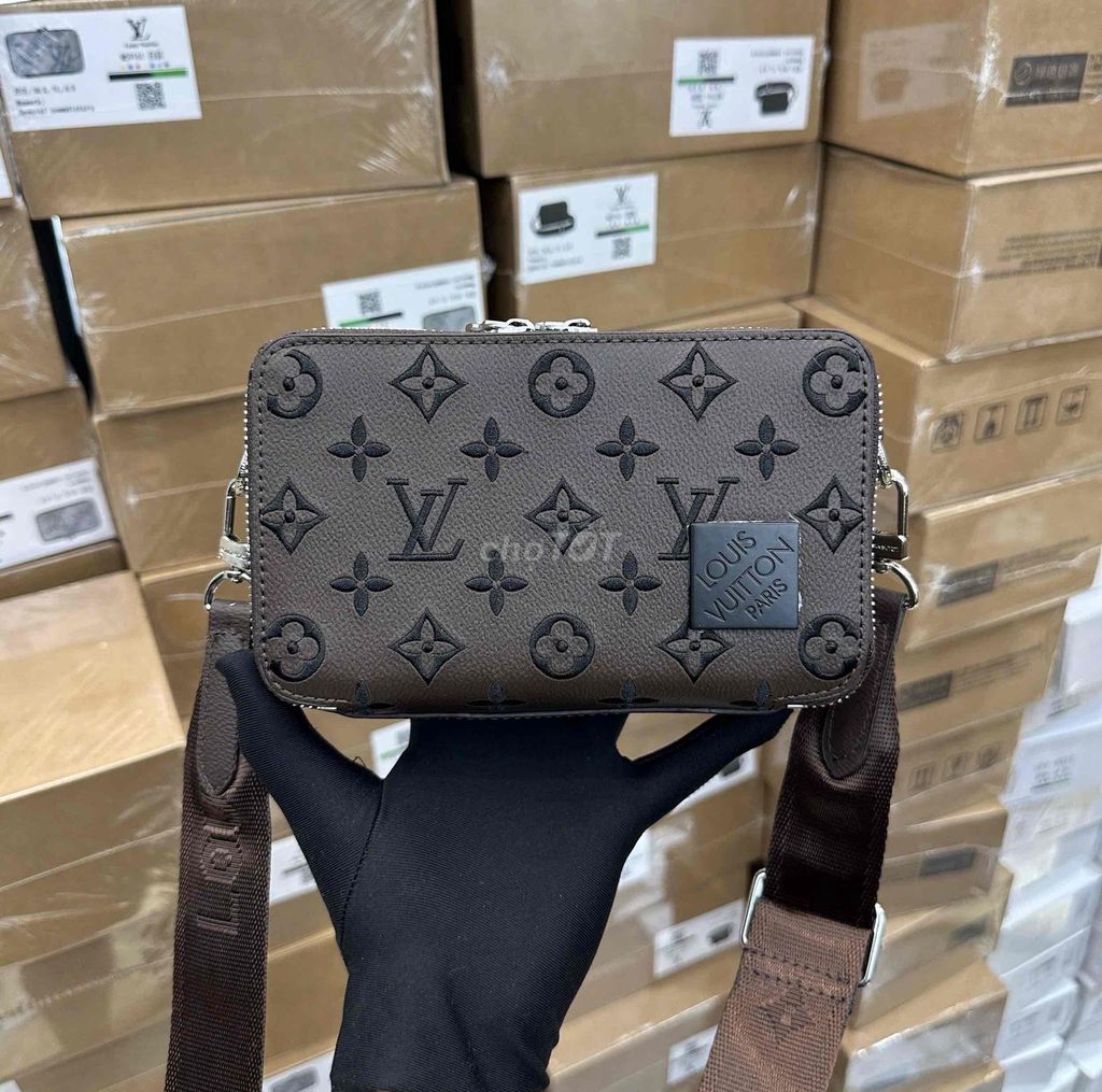 Túi Nam LV Đeo Chéo. Mua bán Túi xách tại Quận Bình Tân Tp Hồ Chí Minh được đăng bởi Trúc Phương hình 1