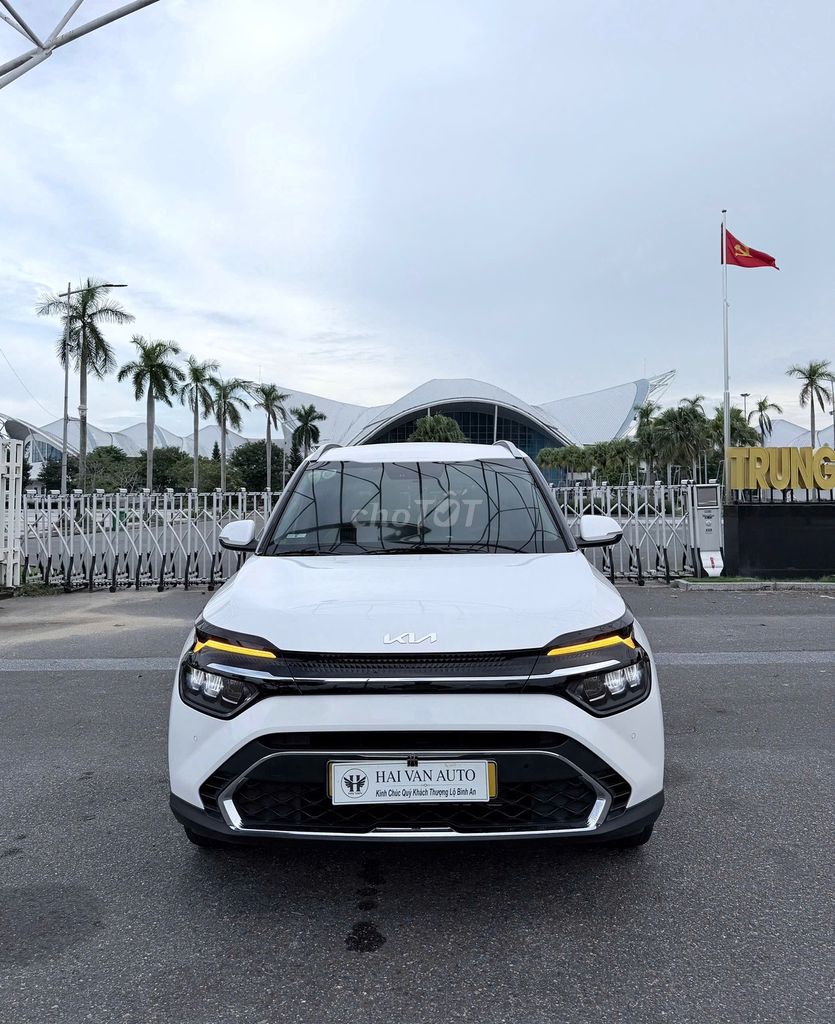 Kia Carens 1.5G Luxury 2025, 1 владелец, обслуживание у дилера