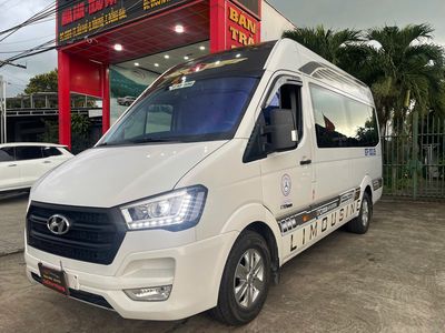 Hyundai Solati 2018 Trắng 16 chỗ. Mua bán Phương tiện khác tại Huyện Tân Phú Đồng Nai được đăng bởi Salon AUTO THÀNH TRUNG Đồng Nai hình 1