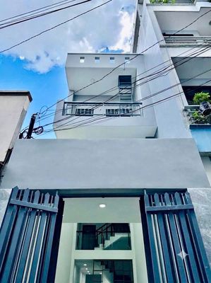 Аренда · 3 комн. · 212 м² · Quận Gò Vấp, ул. Đường Nguyễn Oanh
