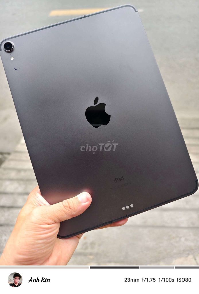 Ipad Pro 2018 hổ trợ sim wifi có ship. Mua bán Máy tính bảng tại Quận Bình Tân Tp Hồ Chí Minh được đăng bởi Anh Rin hình 1