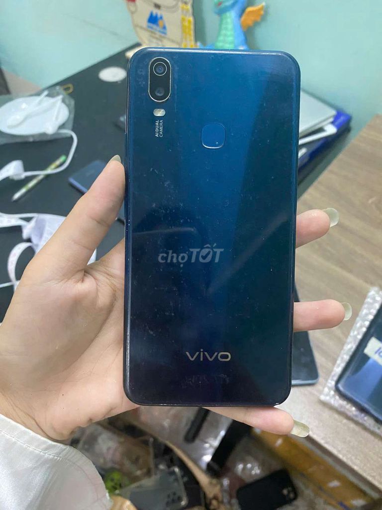 vivo y11, 32g, pin 5000, zin full. Mua bán Điện thoại tại Thành phố Thủ Dầu Một Bình Dương được đăng bởi Phước Mobile hình 1