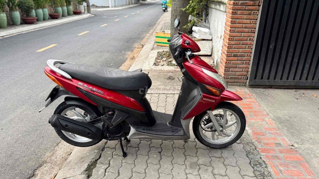 Honda Click 110 2011 Đỏ. Mua bán Xe máy tại Quận Bình Thạnh Tp Hồ Chí Minh được đăng bởi Quyphan hình 3