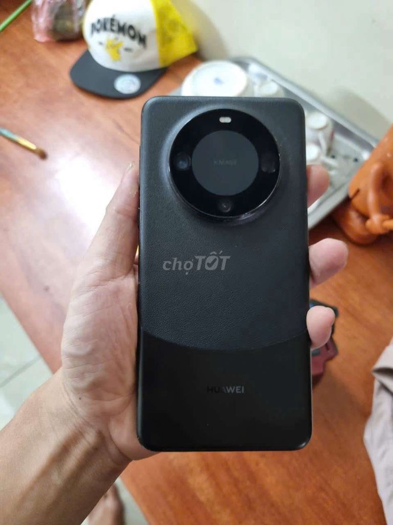 Huawei Mate 60 Pro Đen. Mua bán Điện thoại tại Huyện Lương Tài Bắc Ninh được đăng bởi xuan hình 1