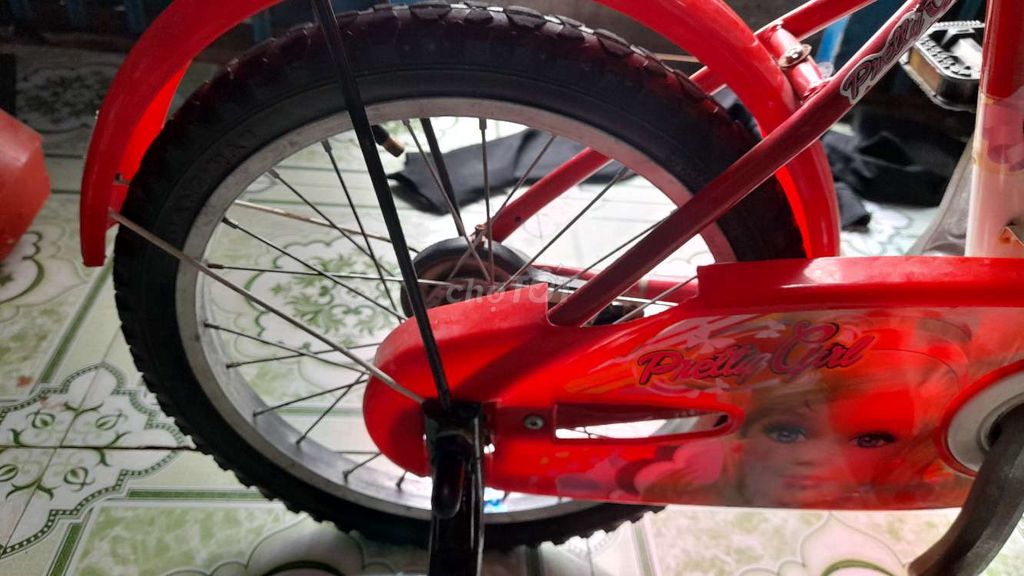 Xe đạp trẻ em còn khá mới. Mua bán Xe đạp tại Thành phố Thủ Dầu Một Bình Dương được đăng bởi THỊNH  hình 2