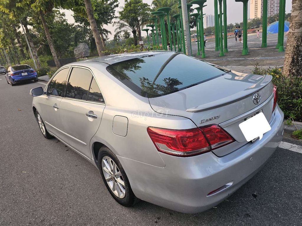 Bán xe Toyota Camry 2.0E  nhập khẩu nguyên zin