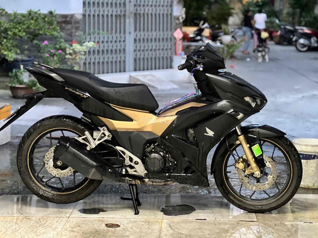 Honda Winner X V3 ABS 2023 Đen Nhám. Mua bán Xe máy tại Quận 11 Tp Hồ Chí Minh được đăng bởi Hưng Từ hình 1