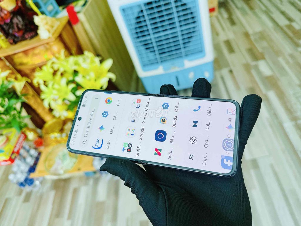Motorola Razr 40s 256G màu tím nguyên zin giá iuuu. Mua bán Điện thoại tại Quận Hải Châu Đà Nẵng được đăng bởi TUẤN LUXURY MOBILE ĐÀ NẴNG hình 1