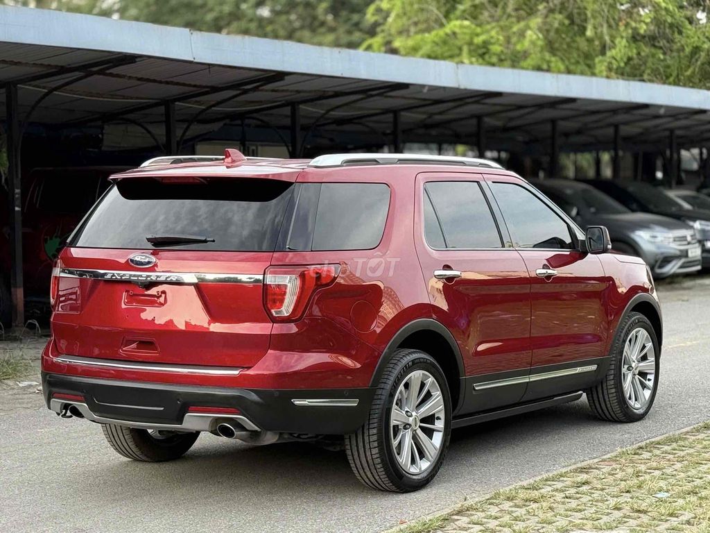 FORD EXPLORER LIMITED 2.3L 2019 màu đỏ. Mua bán Ô tô tại Quận Cầu Giấy Hà Nội được đăng bởi Auto 6666 hình 4