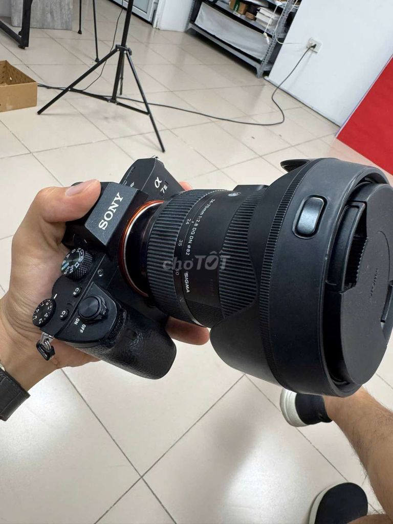 Máy ảnh Sony a73 Đen. Mua bán Máy ảnh, Máy quay tại Quận Thanh Xuân Hà Nội được đăng bởi Hằng hình 1