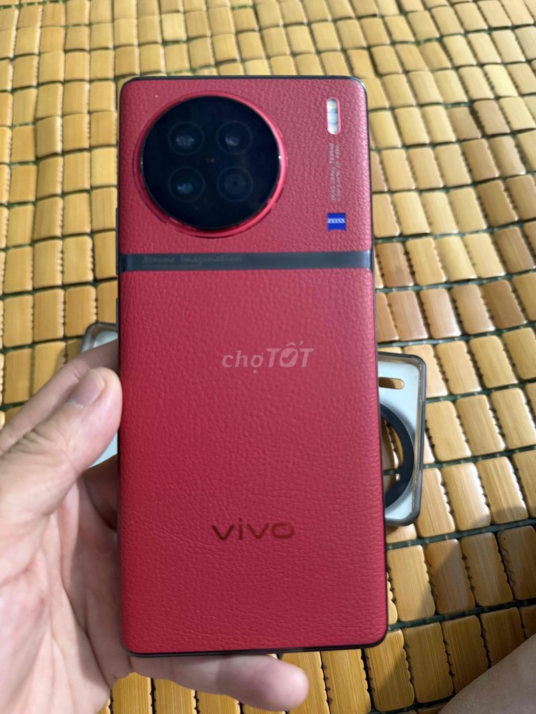 Vivo X90 256GB Đỏ nội địa. Mua bán Điện thoại tại Thành phố Buôn Ma Thuột Đắk Lắk được đăng bởi Nguyễn Tiến Đạt hình 1