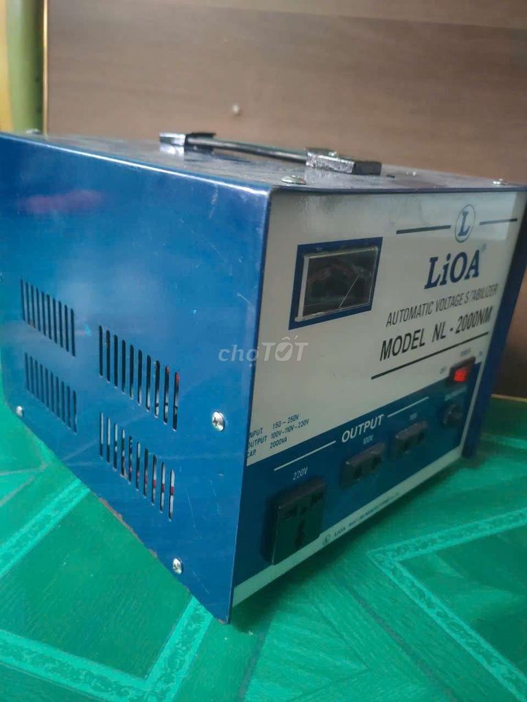 Ổn áp LIOA 2kva