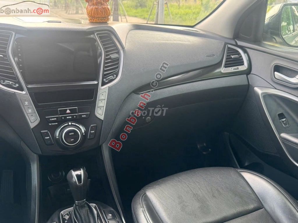 Hyundai SantaFe 2.4L 4WD 2015 - 518 Triệu. Mua bán Ô tô tại Quận Long Biên Hà Nội được đăng bởi Nguyễn Khuyến hình 6
