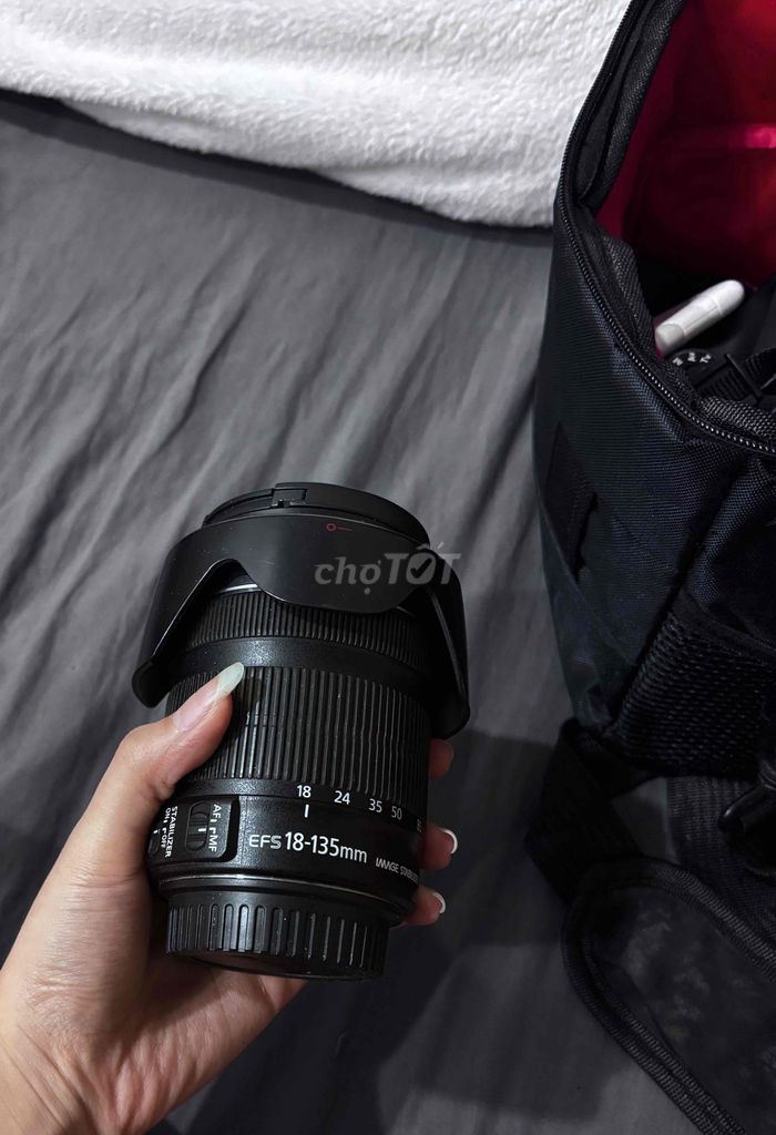 Máy ảnh Canon 70D EF-S 18-135mm Đen. Mua bán Máy ảnh, Máy quay tại Quận Bình Thạnh Tp Hồ Chí Minh được đăng bởi Phuong Ly hình 1
