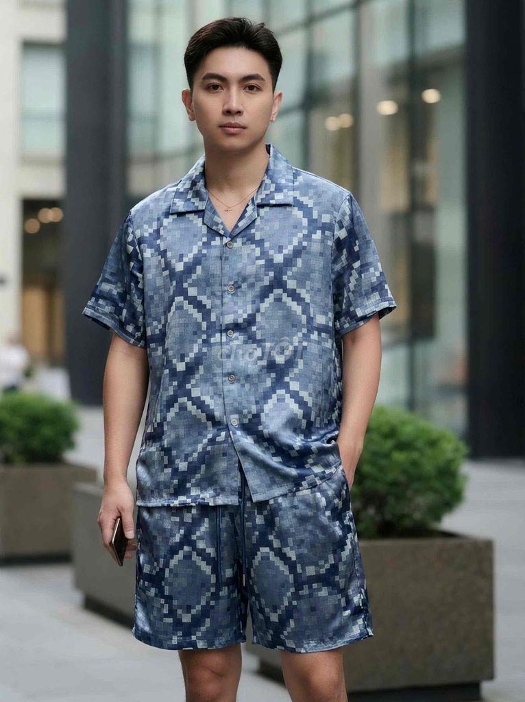 Bộ Lụa Nam LV Cao Cấp. Mua bán Quần áo tại Quận Bình Tân Tp Hồ Chí Minh được đăng bởi Trúc Phương hình 1