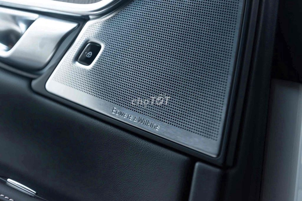VOLVO S90 T8 2024 odo 3000km. Mua bán Ô tô tại Quận 1 Tp Hồ Chí Minh được đăng bởi Tiền Bùi LONGANH  hình 14