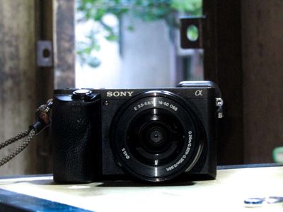 SONY A6500 KÈM Lens lên đời full framge nên pass. Mua bán Máy ảnh, Máy quay tại Huyện Chợ Mới An Giang được đăng bởi Tai Vo Anh