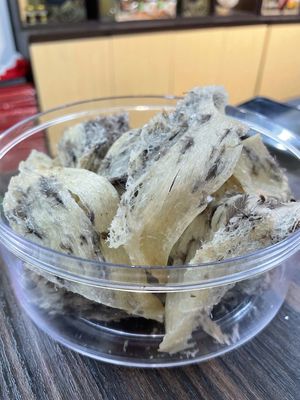 Tổ yến thô Trắng ngà Loại 1. Mua bán Đồ ăn, thực phẩm và các loại khác tại Quận Tân Phú Tp Hồ Chí Minh được đăng bởi Phạm Andrea