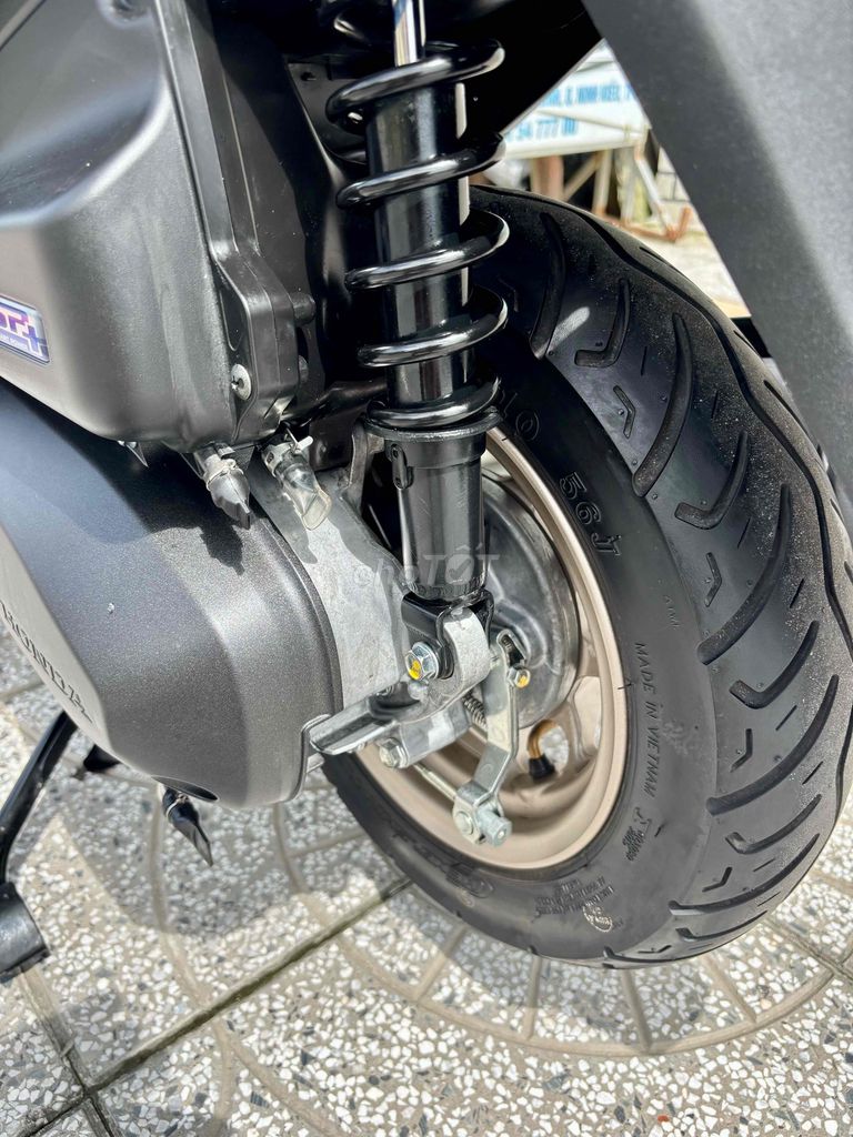 LEAD 4Val Abs mẩu mới đk 11/2024,xe như mới 450km. Mua bán Xe máy tại Quận Ninh Kiều Cần Thơ được đăng bởi Cửa Hàng Xe máy Tân Lập Hưng hình 11