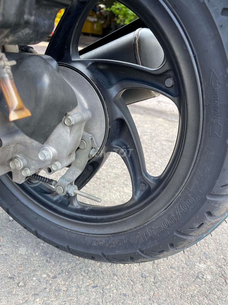 Honda Vision Đen Đỏ. Mua bán Xe máy tại Thị xã Bến Cát Bình Dương được đăng bởi bảo long hình 6