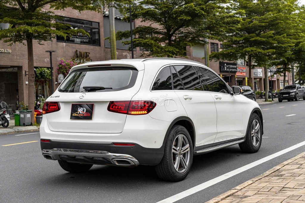 GLC200 (V1) FL 2023 màu trắng cá nhân siêu đẹp. Mua bán Ô tô tại Quận 7 Tp Hồ Chí Minh được đăng bởi Dương Phương hình 8