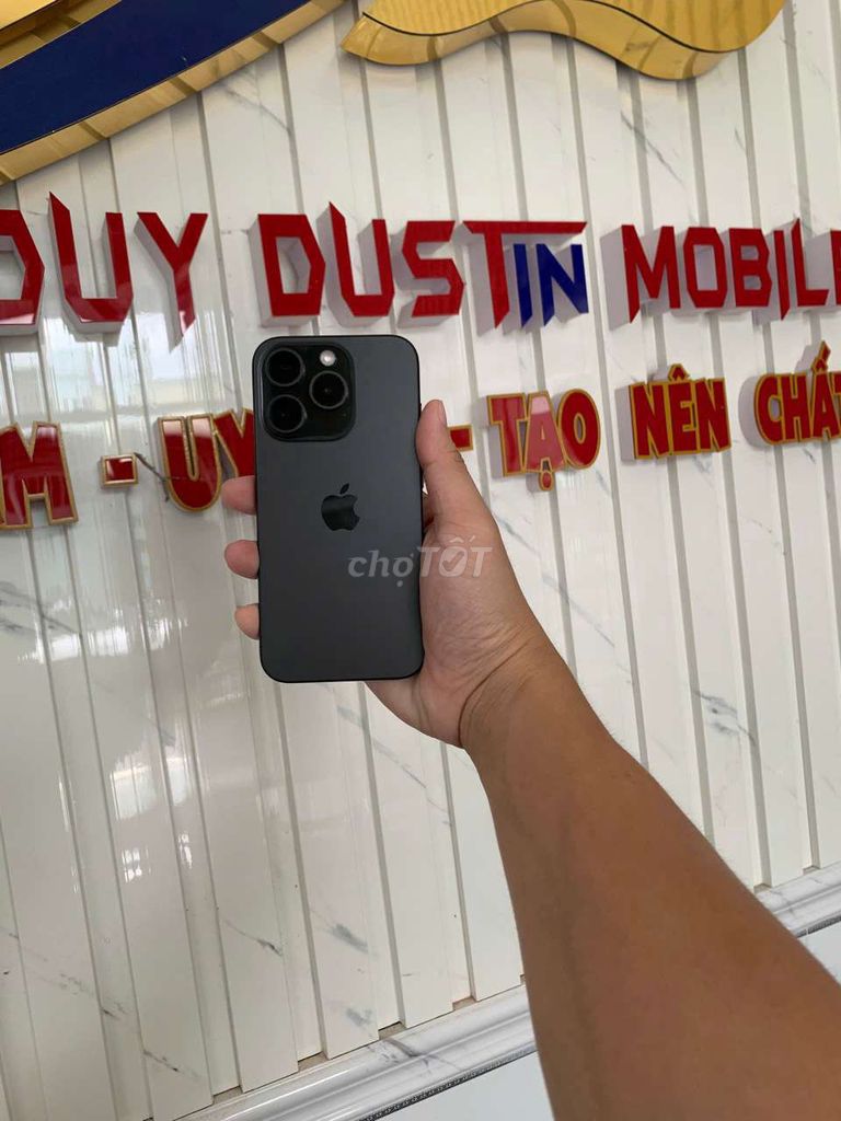 15 pro 256gb quốc tế có sim vật lí,có bán góp. Mua bán Điện thoại tại Thành phố Cà Mau Cà Mau được đăng bởi Duy Dustin Mobile hình 1
