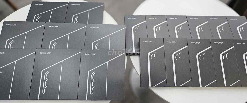 Samsung Z Flip 7 5G 256GB - 512GB Full NewSeal VN. Mua bán Điện thoại tại Quận 5 Tp Hồ Chí Minh được đăng bởi BVTMOBILE HỆ THỐNG BÁN LẺ UY TÍN hình 3