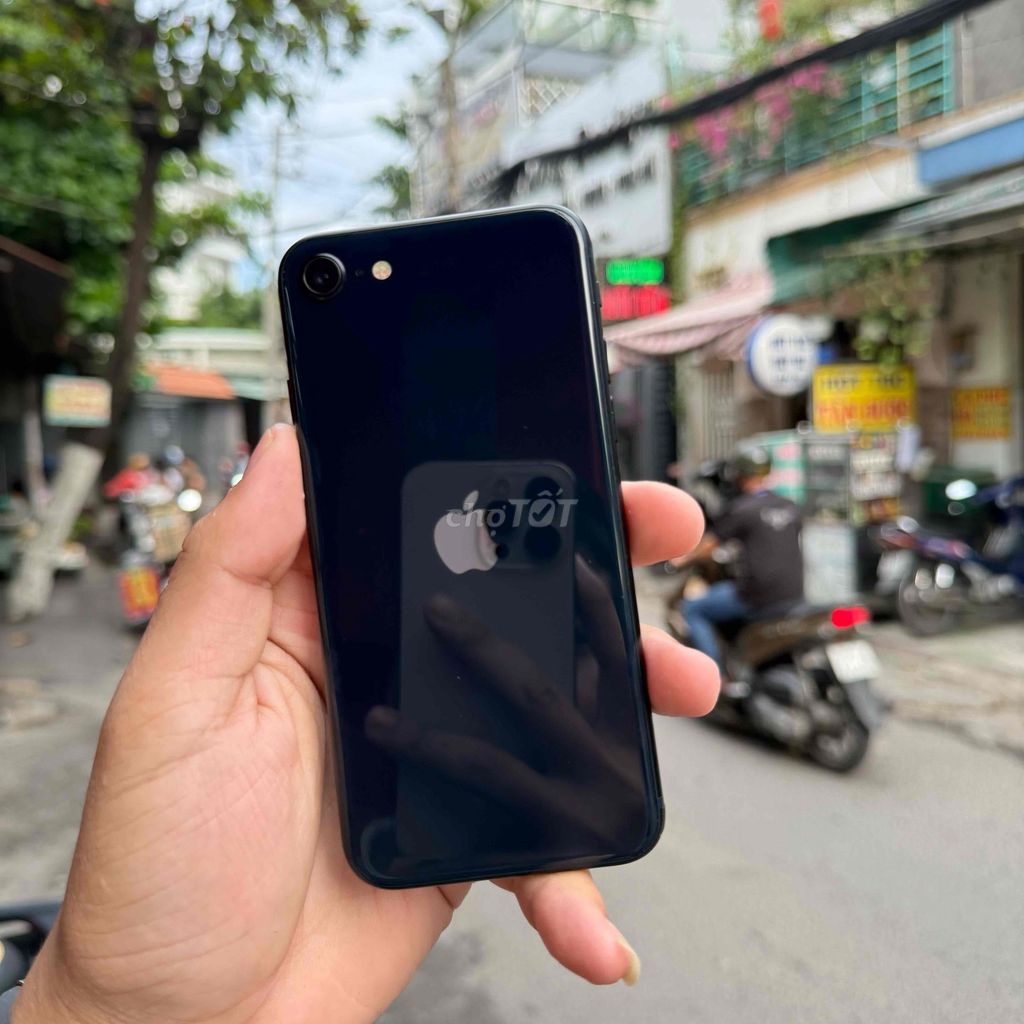 SE3 Qte 64GB Đen Đẹp. Mua bán Điện thoại tại Quận Gò Vấp Tp Hồ Chí Minh được đăng bởi Nguyễn Cảnh Khá hình 1