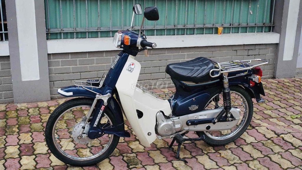 Honda Cub 82 Custom dọn kiểu Thái