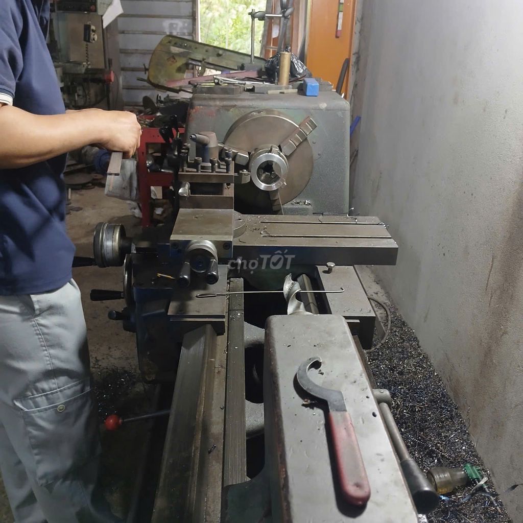 Máy tiện cơ khí TSL-650A 380x1000 đã qua sử dụng. Mua bán Đồ chuyên dụng, Giống nuôi trồng tại Huyện Đức Hòa Long An được đăng bởi LÊ MINH hình 1