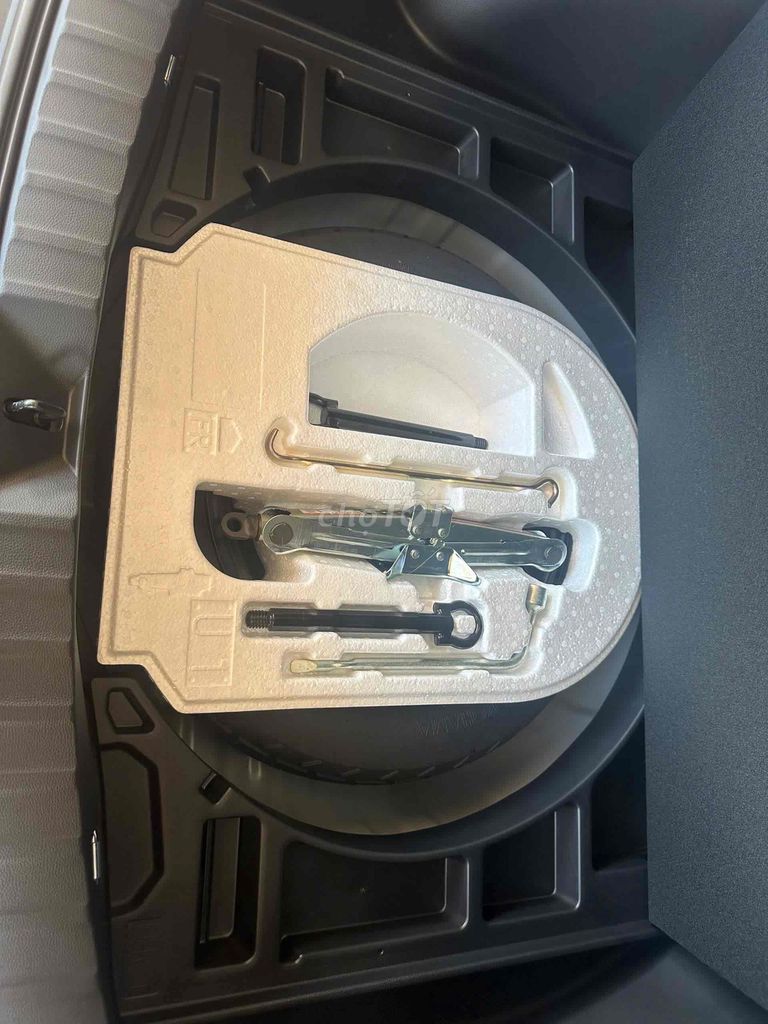 Toyota Cross Hybrid 2025 tặng 50% trước bạ. Mua bán Ô tô tại Huyện Bình Chánh Tp Hồ Chí Minh được đăng bởi PHƯỚC LỚN TOYOTA hình 18