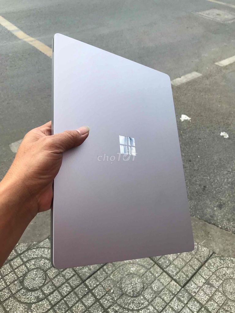 Microsoft Surface Laptop 3 i5 14 inch 8GB/256GB. Mua bán Laptop tại Thành phố Thủ Đức Tp Hồ Chí Minh được đăng bởi Công ty TNHH Dịch Vụ Ngọc Gia Bảo Computer hình 1