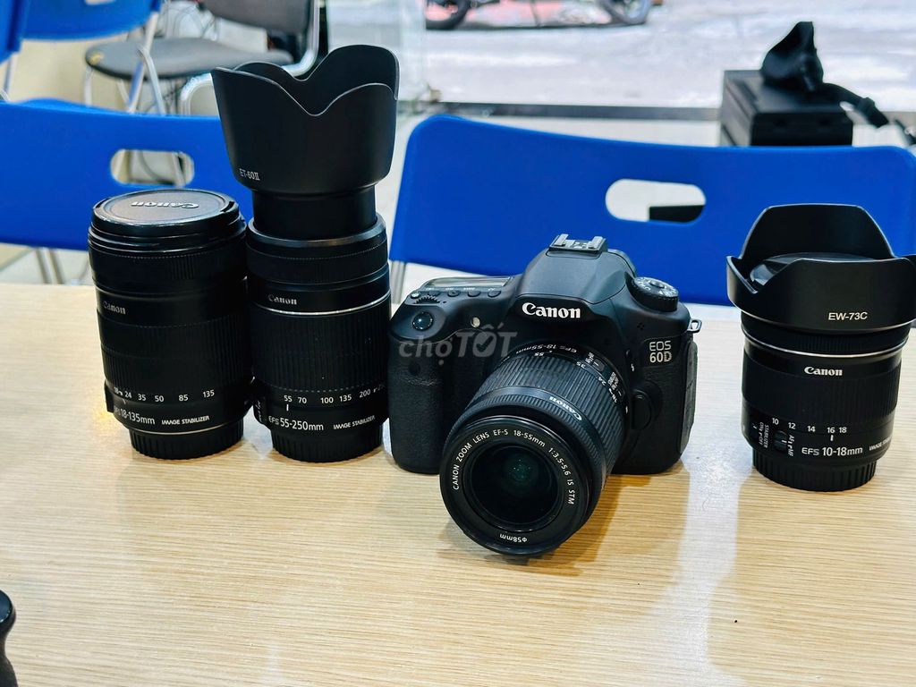 Canon 60D + 18-55 + 55-250 + 10-18 + 18-135. Mua bán Máy ảnh, Máy quay tại Quận Đống Đa Hà Nội được đăng bởi Nguyễn Thu hình 1