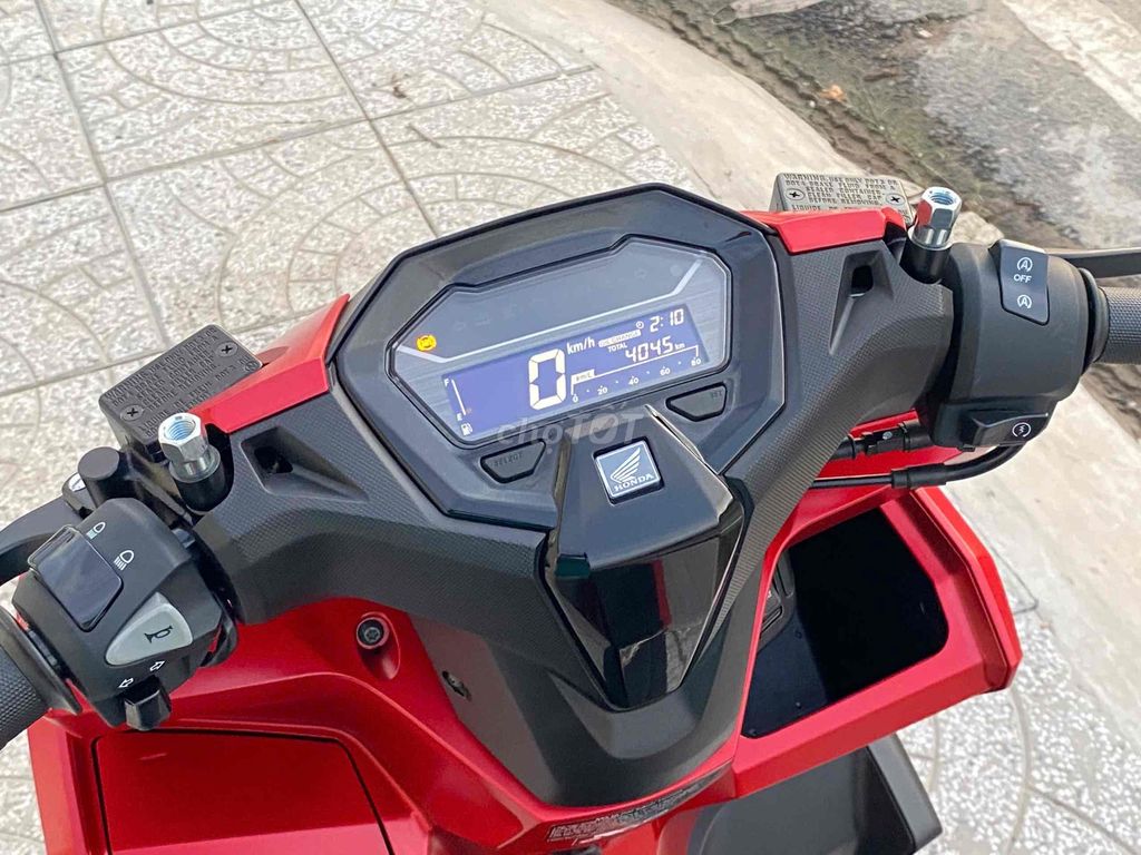 Vario 160 ABS Đk 2024,xe đẹp siêu lướt như mới. Mua bán Xe máy tại Quận Ninh Kiều Cần Thơ được đăng bởi Cửa Hàng Xe máy Tân Lập Hưng hình 8