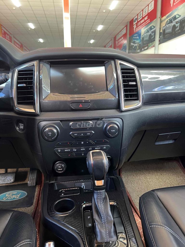 Ford Everest 2019 Titanium 2.0L 4x2 AT - 81000 km. Mua bán Ô tô tại Thị Xã Buôn Hồ Đắk Lắk được đăng bởi Daihunghienphat hình 10