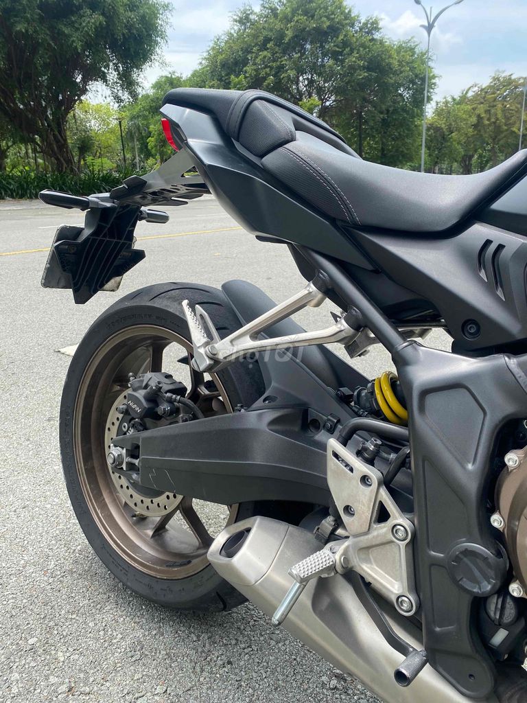 Honda CB650r bstp chính chủ. Mua bán Xe máy tại Thành phố Thủ Đức Tp Hồ Chí Minh được đăng bởi iMotorbike Viet Nam hình 6