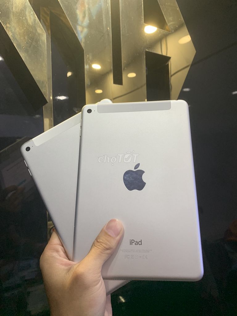 iPad Mini 4