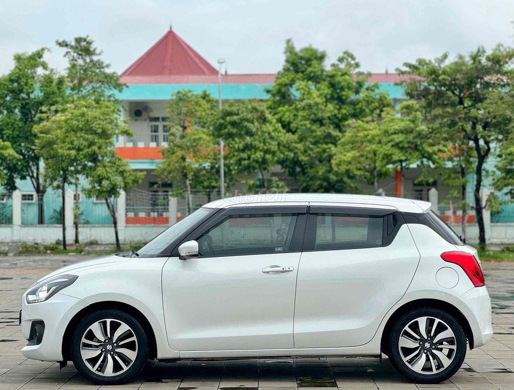 Suzuki Swift 2019 GLX 1.2 AT - 68000 km. Mua bán Ô tô tại Huyện Đông Anh Hà Nội được đăng bởi Đông Anh Car Auto hình 3