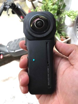 Insta360 1-inch 360 - Màu đen. Mua bán Máy ảnh, Máy quay tại Quận Phú Nhuận Tp Hồ Chí Minh được đăng bởi MrLee