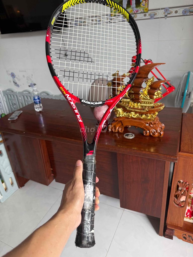 Vợt tennis Babolat Pulsion 105 Đỏ - Đen. Mua bán Đồ thể thao, Dã ngoại tại Quận Cái Răng Cần Thơ được đăng bởi Le Hoang hình 1