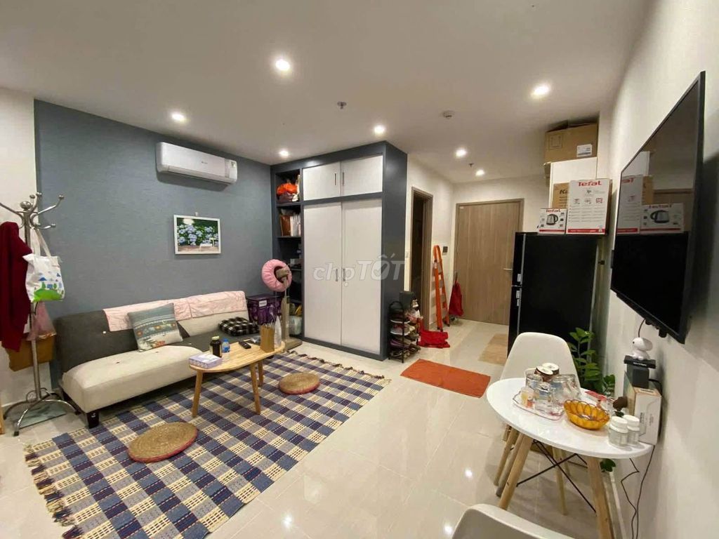 Полностью меблированная студия в аренду S102 Vinhomes Smart City 6.5tr