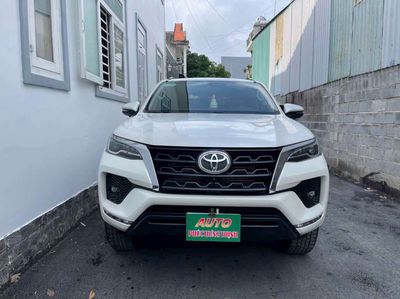 Fortuner 2020, siêu đẹp, 52 ngàn km, sơn zin 95%. Mua bán Ô tô tại Thành phố Thủ Đức Tp Hồ Chí Minh được đăng bởi A.Phúc