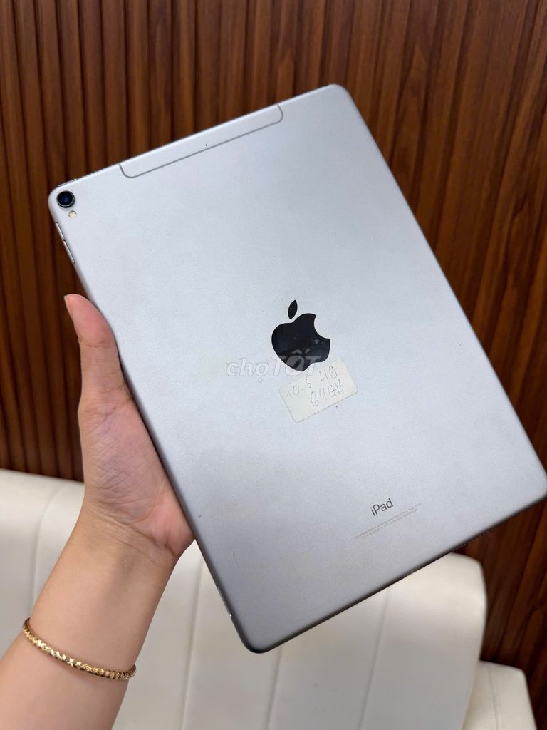 Apple iPad Pro 10.5 inch 64GB Thanh Lý. Mua bán Máy tính bảng tại Quận Gò Vấp Tp Hồ Chí Minh được đăng bởi Võ Tấn Vui  hình 1