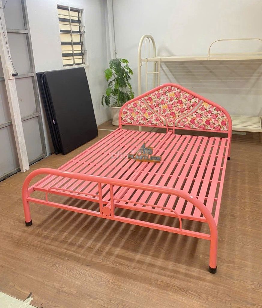 GIƯỜNG SẮT – GIƯỜNG SẮT – GIƯỜNG SẮT + GIƯỜNG SẮT. Mua bán Giường, chăn ga gối nệm tại Huyện Củ Chi Tp Hồ Chí Minh được đăng bởi Tổng Kho Nội Thất Sài Gòn hình 1