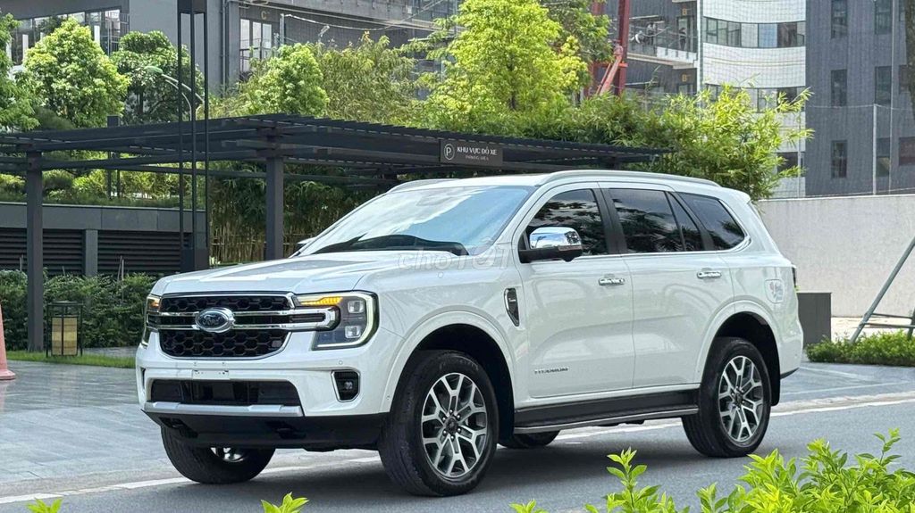 Продается очень хороший Ford Everest Titanium 4x4 sx2022