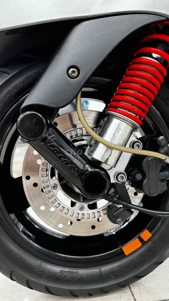 Vespa GTV 300 bản Nhập Khẩu nguyên chiếc từ Ý. Mua bán Xe máy tại Quận Phú Nhuận Tp Hồ Chí Minh được đăng bởi VESPA  PIAGGIO BẢO HƯNG Vespa cũ trả góp  hình 6
