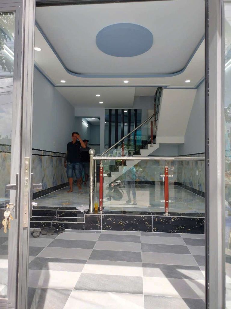 Bán nhà mặt tiền đường 49 HBC THỦ ĐỨC. Mua bán nhà ở tại Thành phố Thủ Đức Tp Hồ Chí Minh được đăng bởi NGUYỄN  PHÚC  hình 1